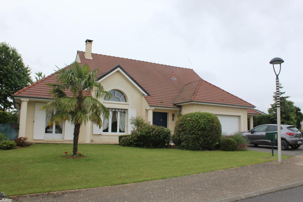 Maison Tobias Bussy-Saint-Georges Exterior photo